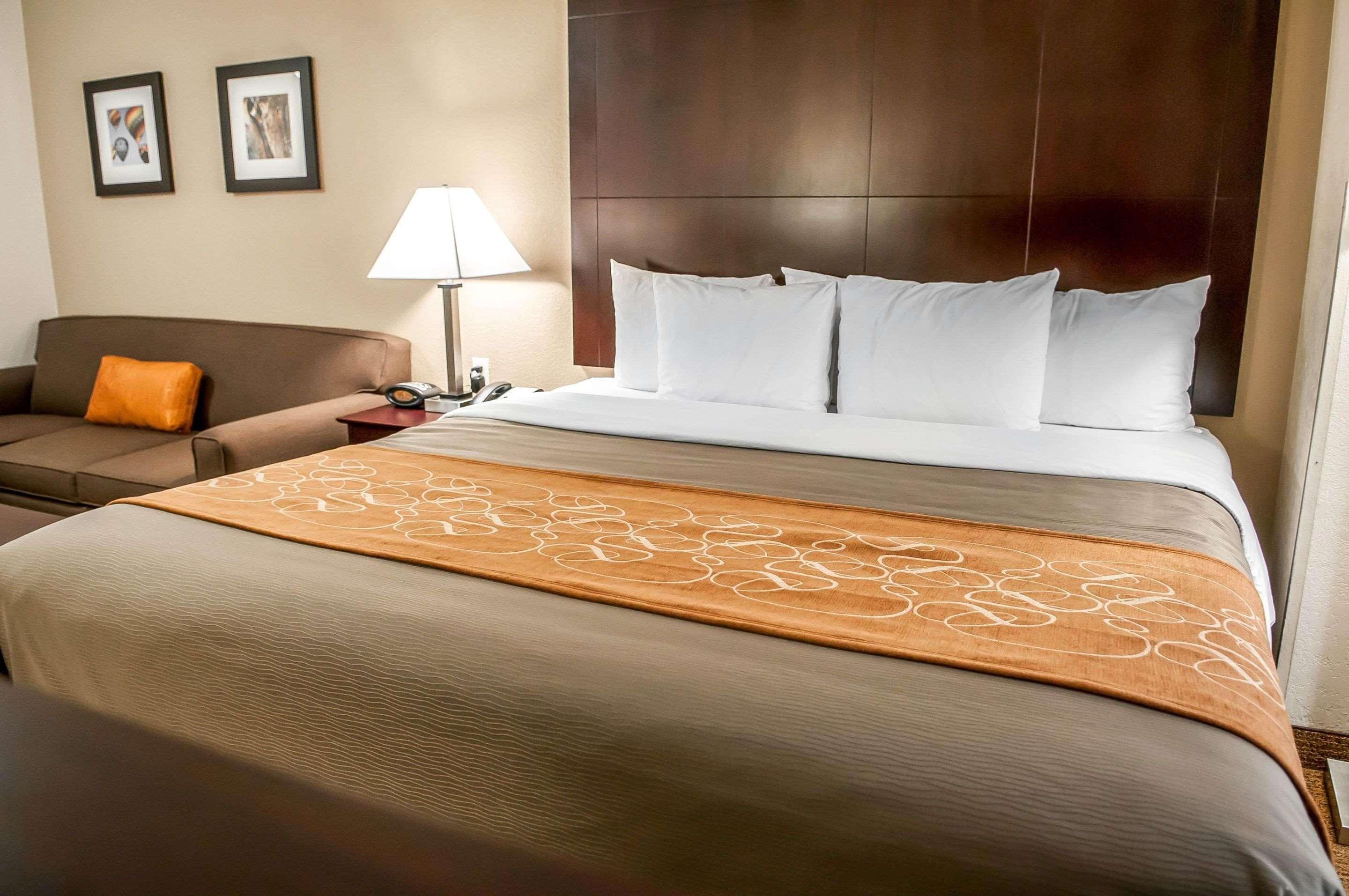 Comfort Suites Albuquerque-North Journal Center Bagian luar foto