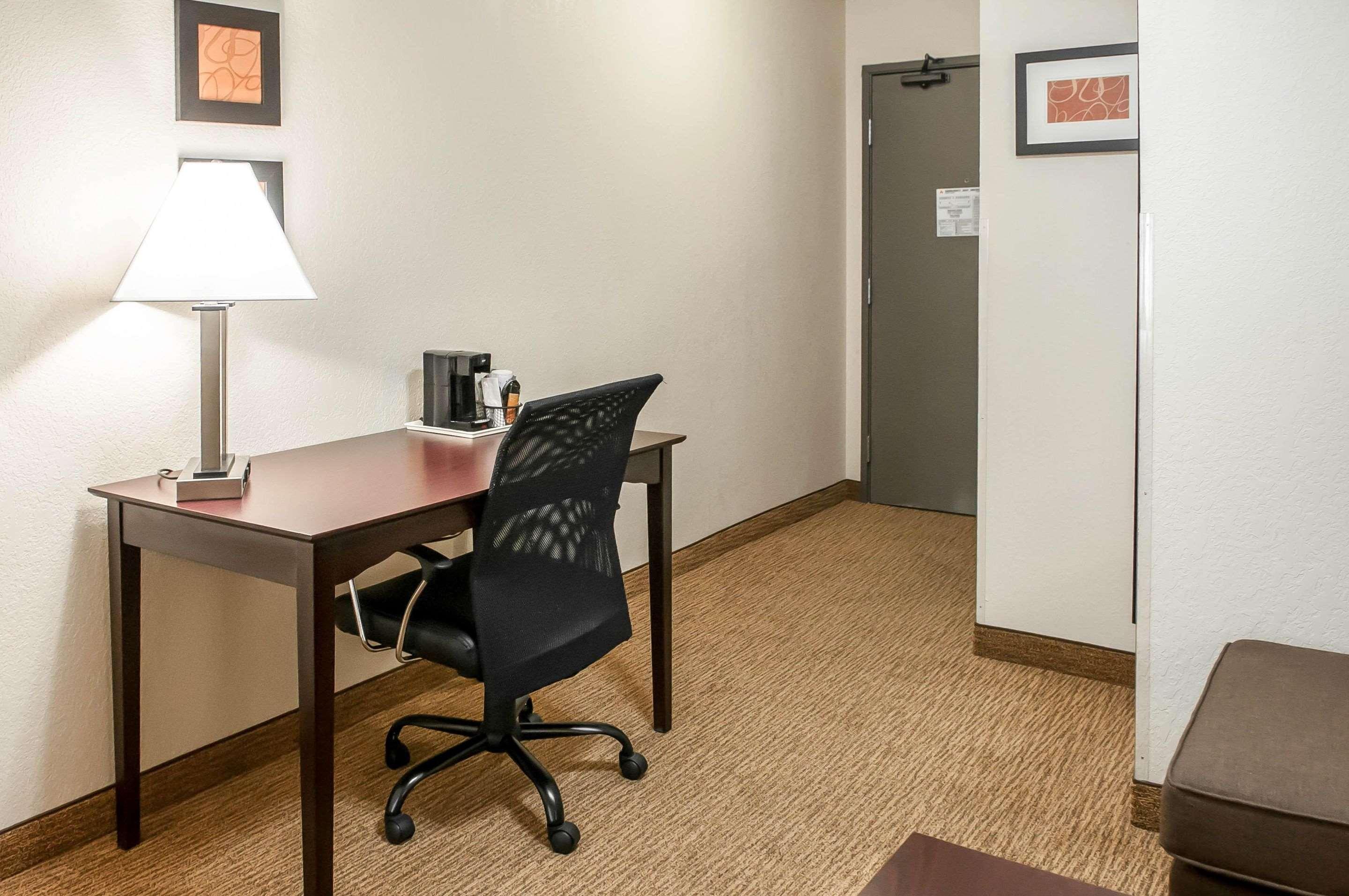 Comfort Suites Albuquerque-North Journal Center Bagian luar foto